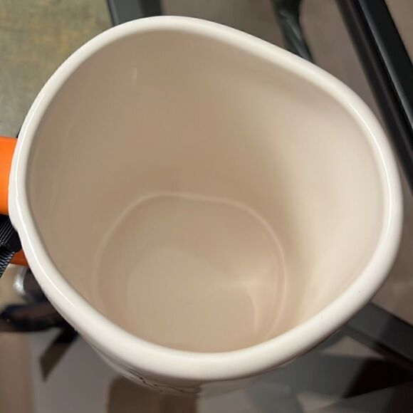 RAE DUNN NEW DISNEY SNOW WHITE COLLECTION DOC MUG - Picture 3 of 5